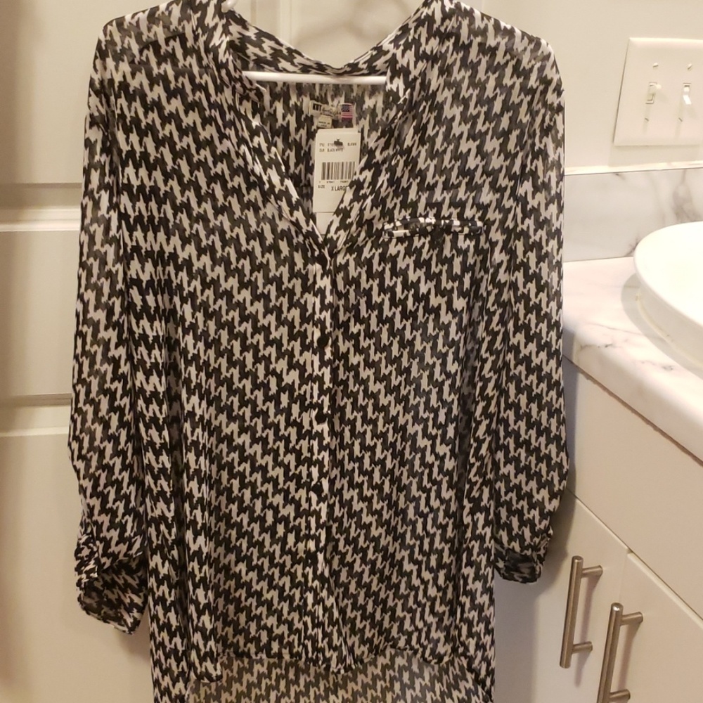 NWT Houndstooth Kut from the Kloth XL blouse